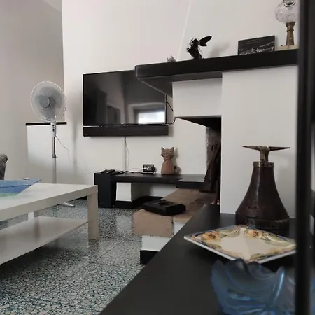La Casa Tra E Mare Apartment *