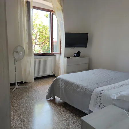 Apartment La Casa Tra E Mare Lavagna